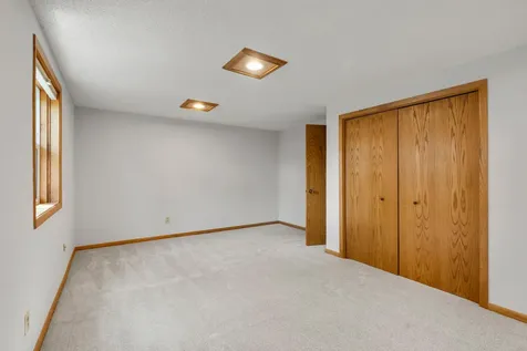 9528 Penn Circle Bloomington MN 55431