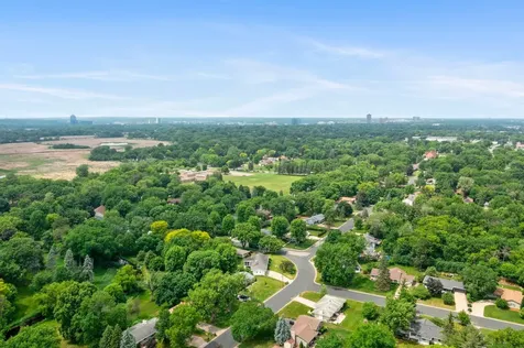 9528 Penn Circle Bloomington MN 55431