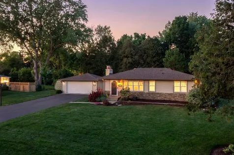 15620 2nd Avenue N Plymouth MN 55447