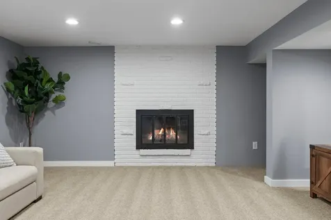 15620 2nd Avenue N Plymouth MN 55447
