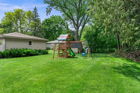 15620 2nd Avenue N Plymouth MN 55447