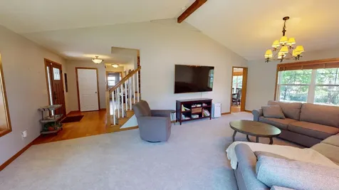 5884 Pintail Lane White Bear Lake MN 55110