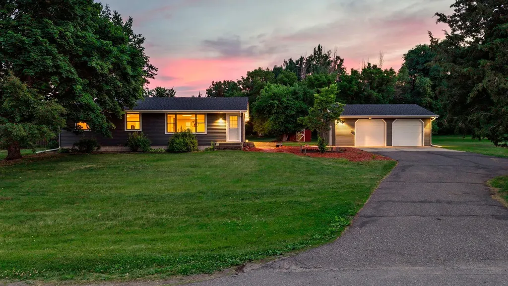 9894 Hall Avenue NE Monticello MN 55362