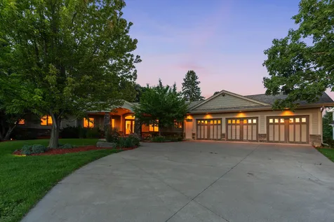 6030 Quantico Lane N Plymouth MN 55446