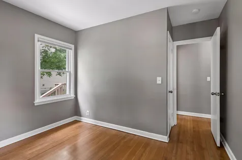 4957 Florida Avenue N Crystal MN 55428