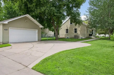 4957 Florida Avenue N Crystal MN 55428