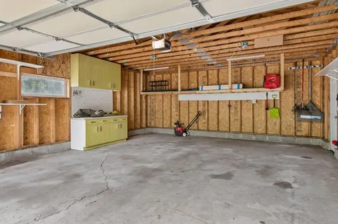 4957 Florida Avenue N Crystal MN 55428