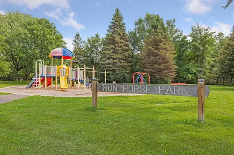 4957 Florida Avenue N Crystal MN 55428