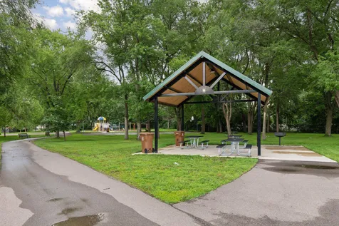4957 Florida Avenue N Crystal MN 55428