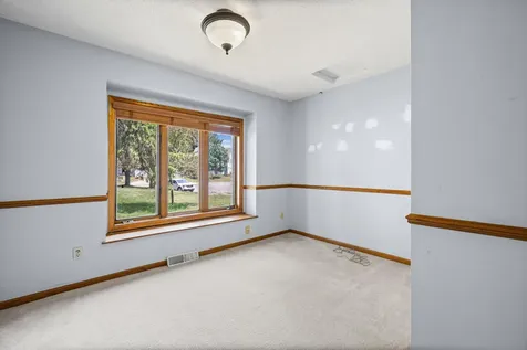 5705 Lois Lane Shoreview MN 55126