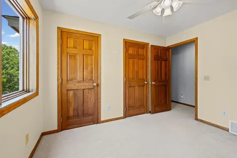 5705 Lois Lane Shoreview MN 55126