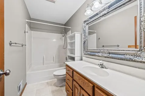 5705 Lois Lane Shoreview MN 55126