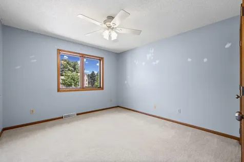 5705 Lois Lane Shoreview MN 55126