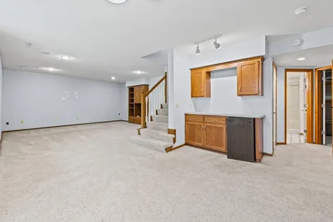 5705 Lois Lane Shoreview MN 55126