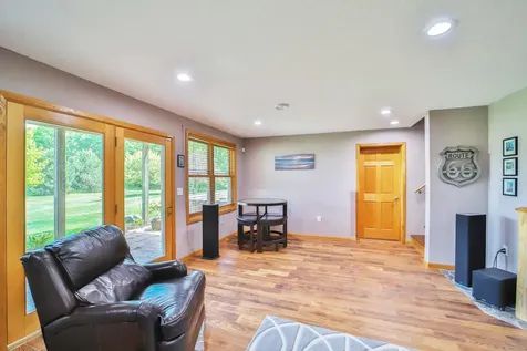 21592 State Highway 47 Isle MN 56342