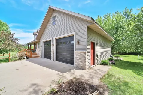 21592 State Highway 47 Isle MN 56342