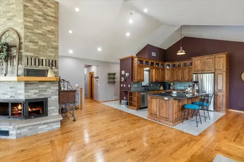 21592 State Highway 47 Isle MN 56342
