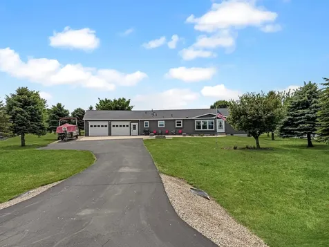 25 Lake Shetek Drive Slayton MN 56172