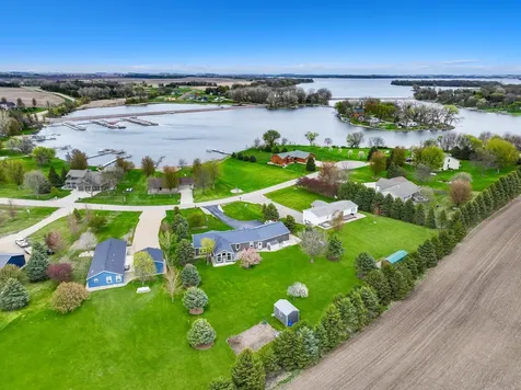 25 Lake Shetek Drive Slayton MN 56172