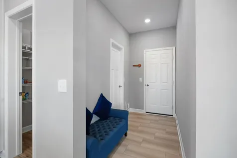 19129 Iden Avenue Lakeville MN 55044