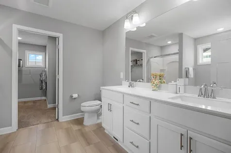 19129 Iden Avenue Lakeville MN 55044