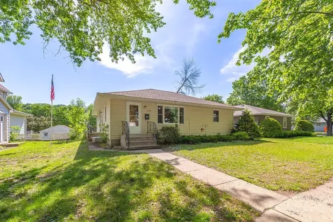 921 N Payne Street New Ulm MN 56073