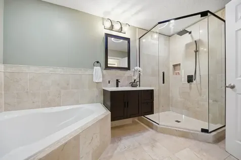 15100 Lac Lavon Drive Burnsville MN 55306