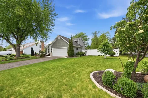 15100 Lac Lavon Drive Burnsville MN 55306