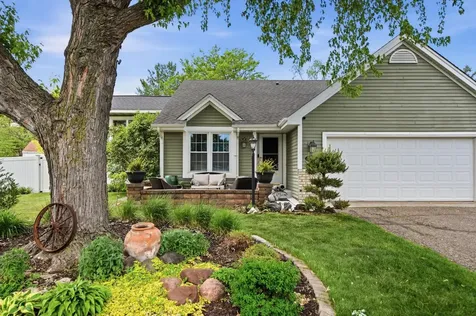 15100 Lac Lavon Drive Burnsville MN 55306