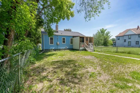 2725 Penn Avenue N Minneapolis MN 55411