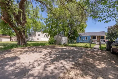 2725 Penn Avenue N Minneapolis MN 55411