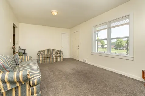 2725 Penn Avenue N Minneapolis MN 55411