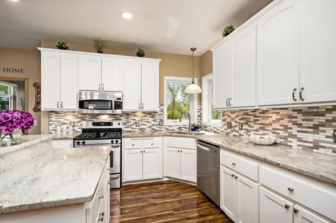 9362 Austrian Pine Avenue N Brooklyn Park MN 55443