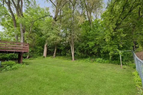 2460 Kewanee Way Golden Valley MN 55422