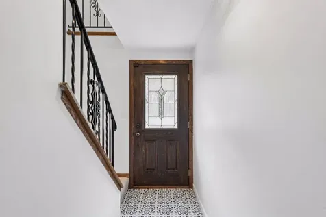 2460 Kewanee Way Golden Valley MN 55422