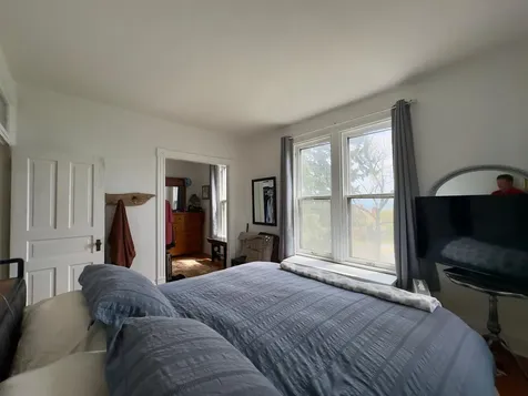 27 S 21st Avenue E Duluth MN 55812