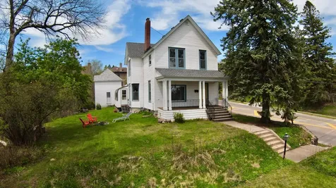 27 S 21st Avenue E Duluth MN 55812