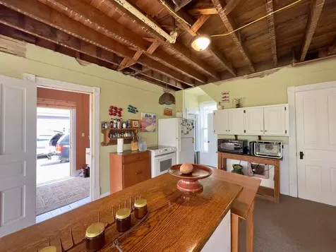 27 S 21st Avenue E Duluth MN 55812