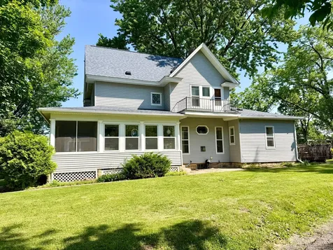 817 Central Avenue Red Wing MN 55066