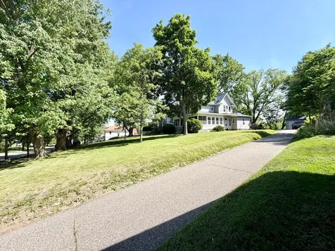 817 Central Avenue Red Wing MN 55066