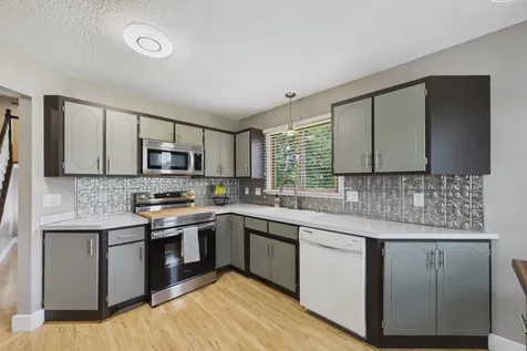 2208 Grimm Road Chaska MN 55318
