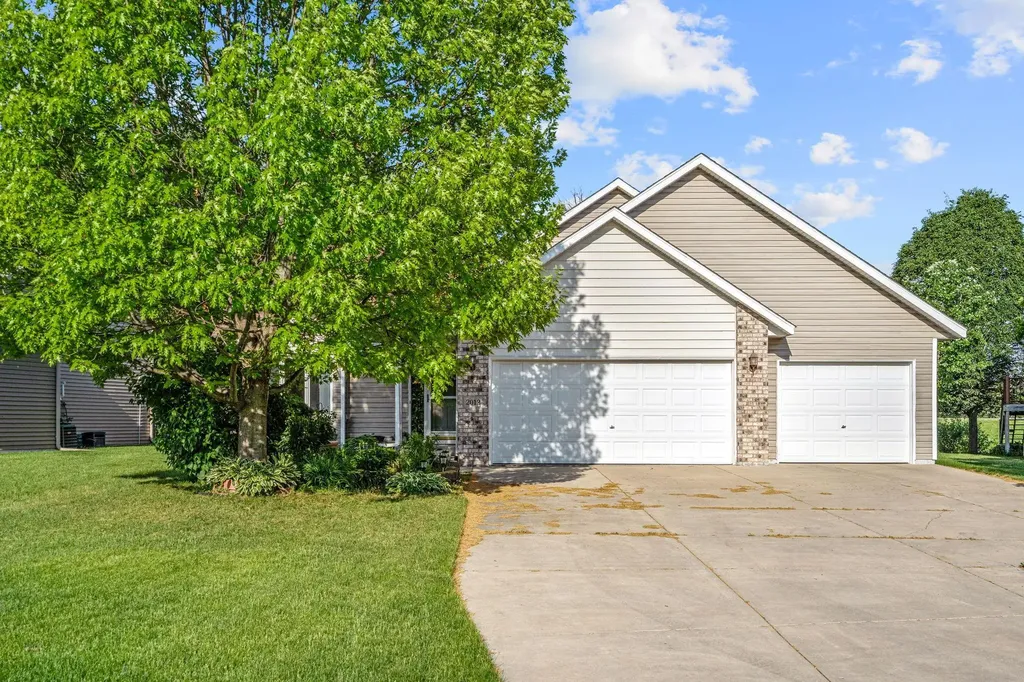 2012 Sunnyview Lane Northfield MN 55057