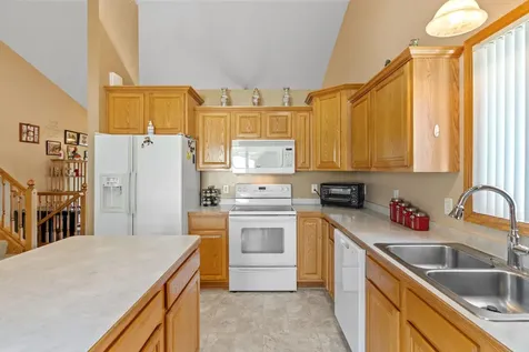 2012 Sunnyview Lane Northfield MN 55057
