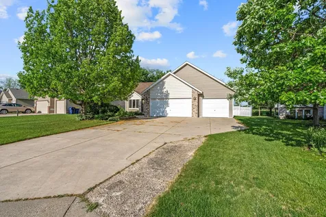 2012 Sunnyview Lane Northfield MN 55057