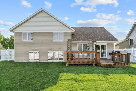 2012 Sunnyview Lane Northfield MN 55057