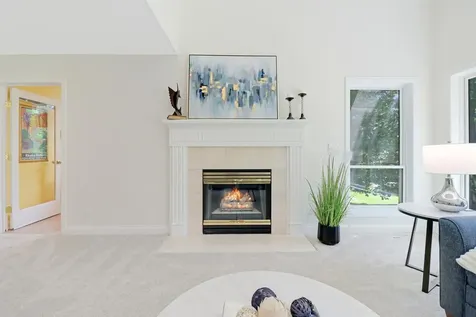 8141 Maplewood Terrace Chanhassen MN 55317