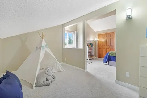 8141 Maplewood Terrace Chanhassen MN 55317