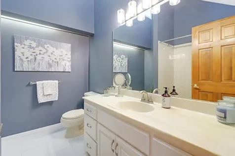 8141 Maplewood Terrace Chanhassen MN 55317