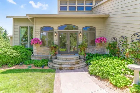 8141 Maplewood Terrace Chanhassen MN 55317