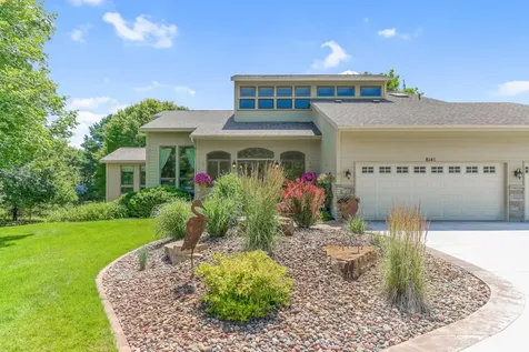 8141 Maplewood Terrace Chanhassen MN 55317